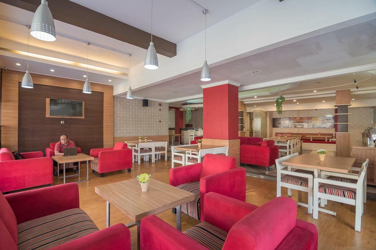 Reddoorz Near Setrasari Mall 2 Bandung Eksteriør bilde