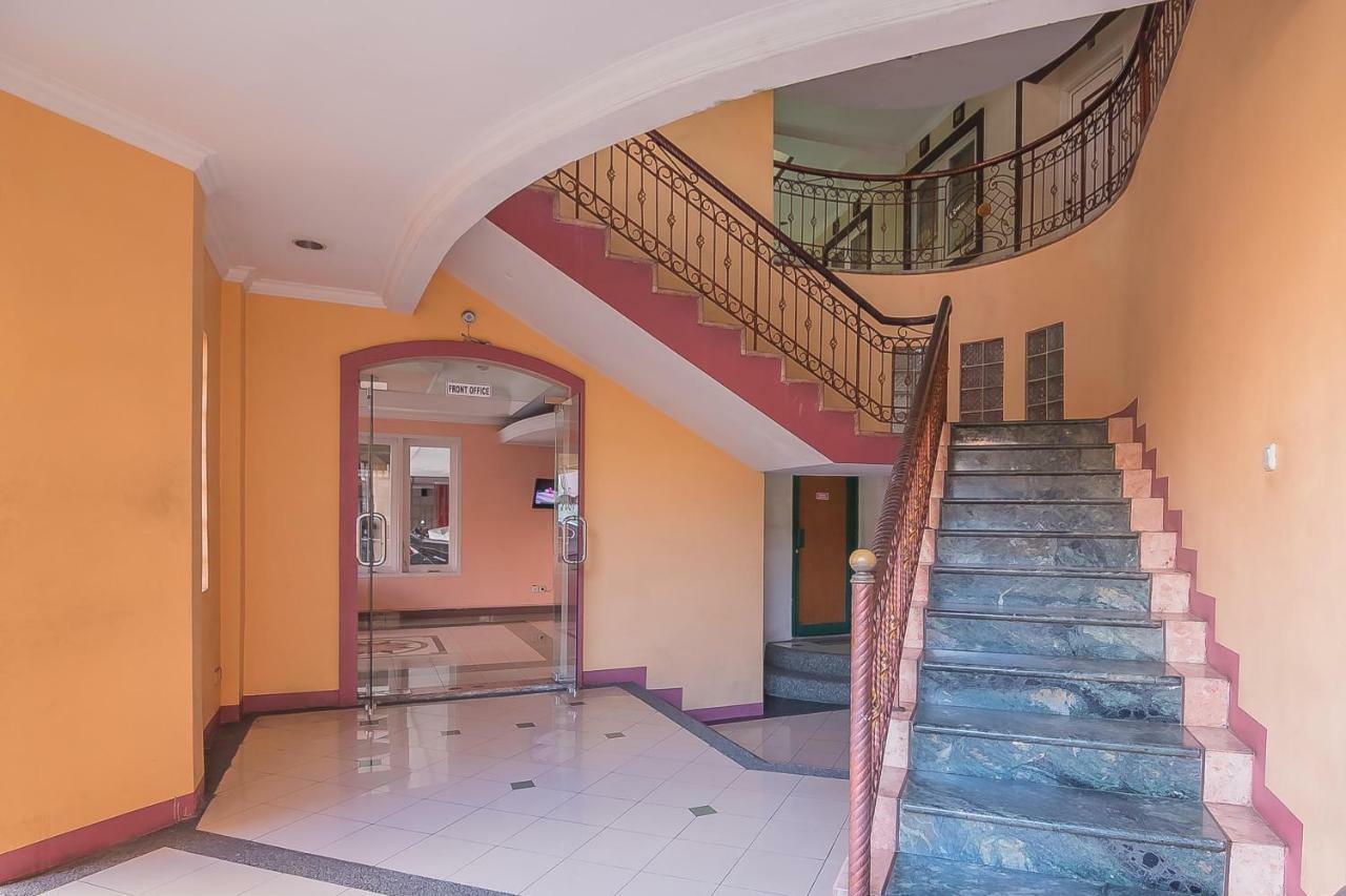 Reddoorz Near Setrasari Mall 2 Bandung Eksteriør bilde