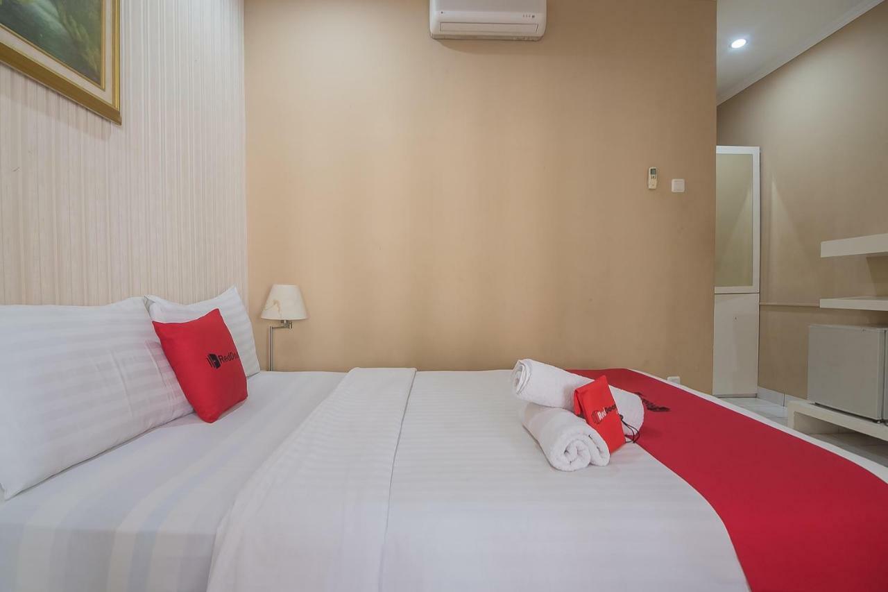 Reddoorz Near Setrasari Mall 2 Bandung Eksteriør bilde